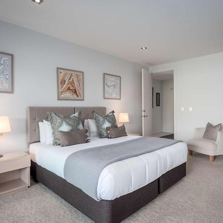 Papillon, A Relax It'S Done Luxury Holiday Home Квинстаун Экстерьер фото